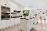 https://images.listonce.com.au/custom/160x/listings/313-dean-avenue-mount-waverley-vic-3149/187/01906187_img_07.jpg?wUJBONTi2TQ