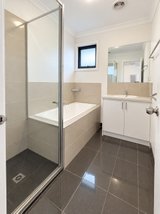 https://images.listonce.com.au/custom/160x/listings/313-garden-avenue-mitcham-vic-3132/297/01948297_img_26.jpg?4k4QGKODzpE