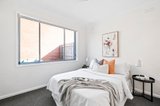 https://images.listonce.com.au/custom/160x/listings/313-mansfield-street-thornbury-vic-3071/725/01430725_img_05.jpg?UozFDAMyOPY