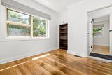 https://images.listonce.com.au/custom/160x/listings/313-scheele-street-surrey-hills-vic-3127/388/01705388_img_06.jpg?slsThE3kdQI