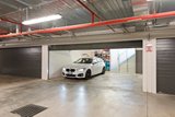 https://images.listonce.com.au/custom/160x/listings/31311-toorak-road-camberwell-vic-3124/087/01685087_img_10.jpg?WeW6awxVPG4
