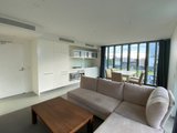 https://images.listonce.com.au/custom/160x/listings/31313-point-park-crescent-docklands-vic-3008/256/01779256_img_03.jpg?Mt-tBoJxXYU