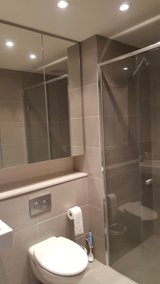 https://images.listonce.com.au/custom/160x/listings/31313-point-park-crescent-docklands-vic-3008/256/01779256_img_05.jpg?aCMWqpv7JGI