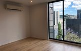 https://images.listonce.com.au/custom/160x/listings/31317-23-lynch-street-hawthorn-vic-3122/371/01721371_img_03.jpg?IHttSLhRXM8