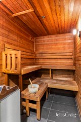 https://images.listonce.com.au/custom/160x/listings/313300-young-street-fitzroy-vic-3065/806/01905806_img_09.jpg?2M8ApQ5m-lY