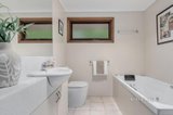https://images.listonce.com.au/custom/160x/listings/3134-bignell-road-bentleigh-east-vic-3165/150/01413150_img_08.jpg?6V_b9DwCZB8