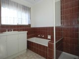 https://images.listonce.com.au/custom/160x/listings/3135-minerva-road-herne-hill-vic-3218/968/01698968_img_05.jpg?gvRU1tDH_kQ