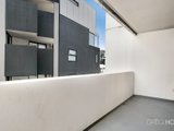 https://images.listonce.com.au/custom/160x/listings/31399-nott-street-port-melbourne-vic-3207/234/01087234_img_06.jpg?cWvSWFTJEE4