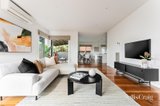https://images.listonce.com.au/custom/160x/listings/314-woodland-grove-briar-hill-vic-3088/775/01980775_img_02.jpg?x3ap1Ed9qGc