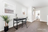 https://images.listonce.com.au/custom/160x/listings/314-woodland-grove-briar-hill-vic-3088/775/01980775_img_12.jpg?e9zoPuZ8mG8