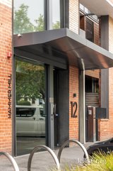 https://images.listonce.com.au/custom/160x/listings/31412-coppin-street-richmond-vic-3121/920/01813920_img_08.jpg?RF13EhnB74k