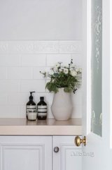 https://images.listonce.com.au/custom/160x/listings/3144-nicholson-street-fitzroy-vic-3065/967/01323967_img_07.jpg?Lz0GlIPcmi4