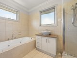 https://images.listonce.com.au/custom/160x/listings/3145-banksia-street-ivanhoe-vic-3079/884/01608884_img_09.jpg?gFFo0rVVujw