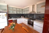 https://images.listonce.com.au/custom/160x/listings/3147-bradshaw-street-essendon-vic-3040/799/01721799_img_09.jpg?-NTSVtL__XI