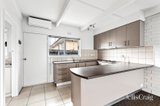 https://images.listonce.com.au/custom/160x/listings/315-buxton-road-herne-hill-vic-3218/558/01871558_img_04.jpg?27GiujAlUFw