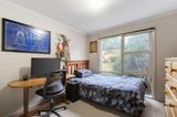 https://images.listonce.com.au/custom/160x/listings/315-coleman-crescent-eltham-vic-3095/051/00857051_img_07.jpg?Sg1fW4bUpNs