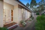 https://images.listonce.com.au/custom/160x/listings/315-coleman-crescent-eltham-vic-3095/051/00857051_img_10.jpg?HCbp2Ha0n9k