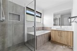 https://images.listonce.com.au/custom/160x/listings/315-durham-road-kilsyth-vic-3137/844/01966844_img_11.jpg?K5TloILeNRg