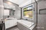 https://images.listonce.com.au/custom/160x/listings/315-gladys-grove-croydon-vic-3136/274/01769274_img_13.jpg?MbieX7LjHh4