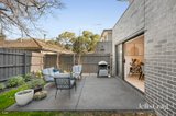 https://images.listonce.com.au/custom/160x/listings/315-gladys-grove-croydon-vic-3136/274/01769274_img_14.jpg?gDZIOC26gCI