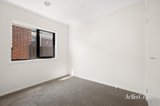 https://images.listonce.com.au/custom/160x/listings/315-limetree-way-lake-gardens-vic-3355/567/01779567_img_01.jpg?AuE47RE3GBY