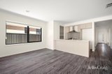 https://images.listonce.com.au/custom/160x/listings/315-limetree-way-lake-gardens-vic-3355/567/01779567_img_07.jpg?Orzhzl6SmjU