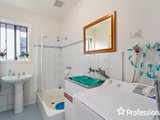 https://images.listonce.com.au/custom/160x/listings/315-narcissus-avenue-boronia-vic-3155/523/01526523_img_07.jpg?ubNXZ-MjtJ0