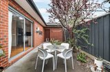 https://images.listonce.com.au/custom/160x/listings/315-suffolk-street-reservoir-vic-3073/955/01807955_img_09.jpg?z9MbPZyj9FY