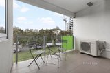 https://images.listonce.com.au/custom/160x/listings/31586-macaulay-road-north-melbourne-vic-3051/267/01362267_img_08.jpg?_1L4TY5R9e0