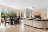 https://images.listonce.com.au/custom/160x/listings/316-20-crows-lane-glen-waverley-vic-3150/606/01979606_img_03.jpg?1EwSr4AV_DA
