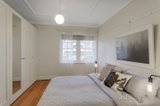 https://images.listonce.com.au/custom/160x/listings/316-20-york-street-st-kilda-west-vic-3182/319/00819319_img_09.jpg?3eSG3IQi638