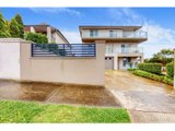 https://images.listonce.com.au/custom/160x/listings/316-lind-street-strathmore-vic-3041/372/01741372_img_07.jpg?Pc1ouEKPUgg