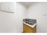 https://images.listonce.com.au/custom/160x/listings/316-lind-street-strathmore-vic-3041/372/01741372_img_10.jpg?nsp2yansa6A