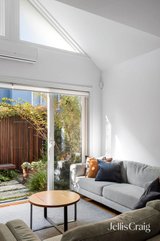 https://images.listonce.com.au/custom/160x/listings/316-station-street-carlton-north-vic-3054/908/01904908_img_04.jpg?AIwyT4b7V0Y