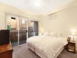 https://images.listonce.com.au/custom/160x/listings/3164-barkers-road-hawthorn-vic-3122/367/01684367_img_06.jpg?bb-UnDfjgjs