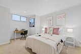 https://images.listonce.com.au/custom/160x/listings/3166-lawrence-road-mount-waverley-vic-3149/715/01580715_img_08.jpg?1Uq5XMMLGD8