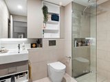 https://images.listonce.com.au/custom/160x/listings/31677-hobsons-road-kensington-vic-3031/262/00979262_img_07.jpg?APqGlyBoUg4