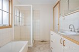 https://images.listonce.com.au/custom/160x/listings/317-auburn-road-hawthorn-vic-3122/803/01766803_img_15.jpg?x9dt4UfAqeY