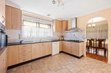 https://images.listonce.com.au/custom/160x/listings/317-douglas-parade-newport-vic-3015/047/01727047_img_04.jpg?DcW_DIwNGaI