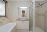 https://images.listonce.com.au/custom/160x/listings/317-glendale-court-kilsyth-vic-3137/595/01934595_img_01.jpg?0nS_844zjAk