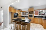 https://images.listonce.com.au/custom/160x/listings/317-union-road-balwyn-vic-3103/913/01239913_img_06.jpg?IaM50t70To8