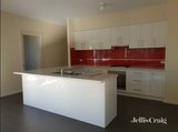 https://images.listonce.com.au/custom/160x/listings/3170-ryans-road-eltham-vic-3095/118/01624118_img_02.jpg?6rmo-naLcz8