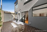 https://images.listonce.com.au/custom/160x/listings/318-esplanade-east-port-melbourne-vic-3207/020/01794020_img_02.jpg?PvQCo7tDFgI
