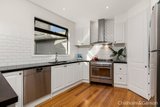 https://images.listonce.com.au/custom/160x/listings/318-esplanade-east-port-melbourne-vic-3207/020/01794020_img_08.jpg?FnOCnT7CGbw