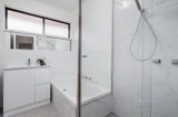 https://images.listonce.com.au/custom/160x/listings/318-greenwood-avenue-ringwood-vic-3134/028/01557028_img_07.jpg?zlEvSx1g1iE