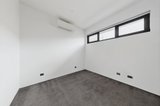 https://images.listonce.com.au/custom/160x/listings/318-joyce-street-elwood-vic-3184/787/01948787_img_10.jpg?uYj-ypnc834