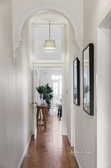 https://images.listonce.com.au/custom/160x/listings/318-mary-street-richmond-vic-3121/112/01032112_img_09.jpg?06LfLpCPZgE