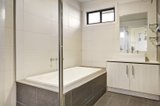 https://images.listonce.com.au/custom/160x/listings/318-oakleigh-street-oakleigh-east-vic-3166/918/00248918_img_08.jpg?rGrmcerNFMg