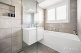 https://images.listonce.com.au/custom/160x/listings/318-parkers-road-parkdale-vic-3195/158/01813158_img_08.jpg?1qnnLeH2TBk