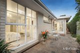 https://images.listonce.com.au/custom/160x/listings/318-regent-street-brighton-east-vic-3187/095/01811095_img_12.jpg?tVdfNqj_teU